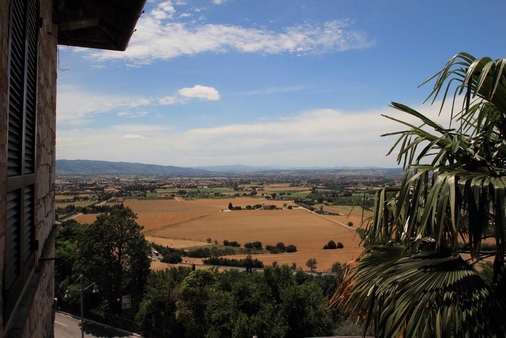 Hotel Windsor Savoia Assisi Bagian luar foto