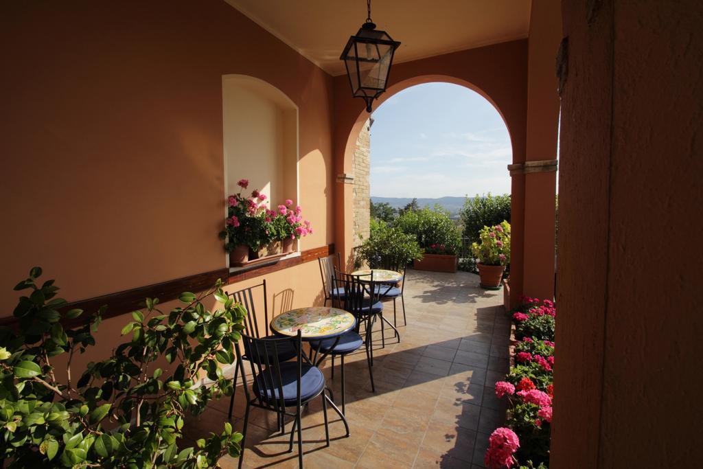 Hotel Windsor Savoia Assisi Bagian luar foto